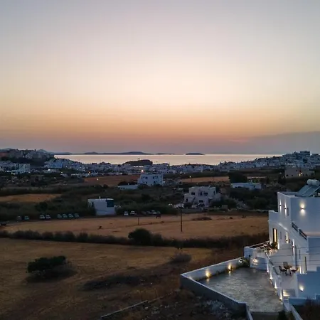 Naxos White Concept Tatil Evi *